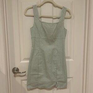Lulus green gingham dress.